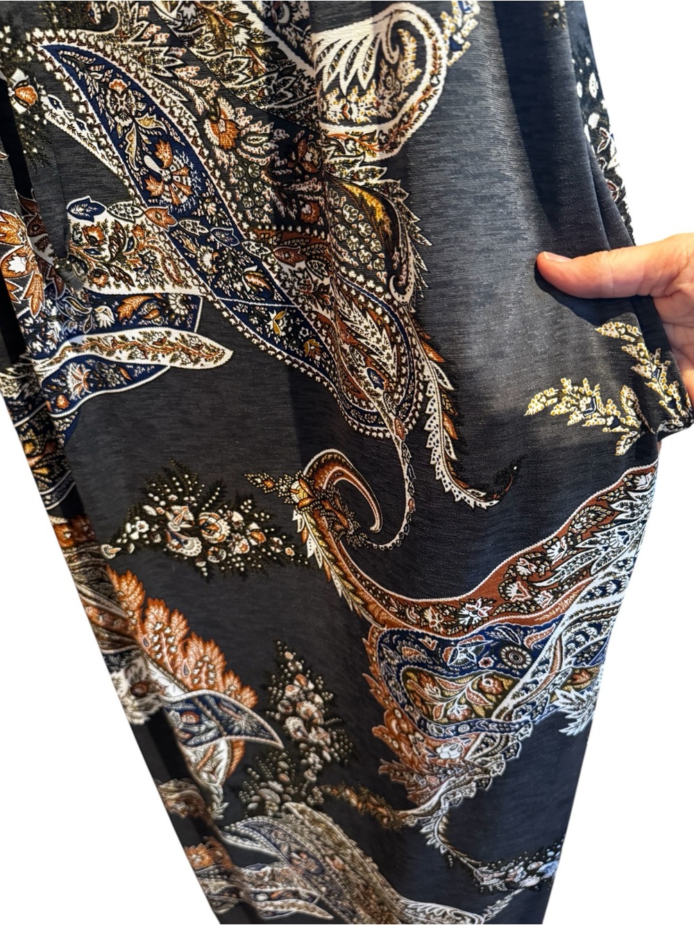 Casual Boho Style Paisley Halter Maxi in Charcoal, Rust and Cream. Size L - Picture 7 of 8